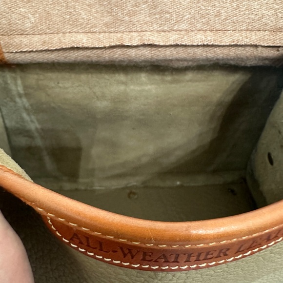 Vintage Dooney & Bourke All Weather Leather Crossbody/Shoulder Bag - Picture 11 of 12